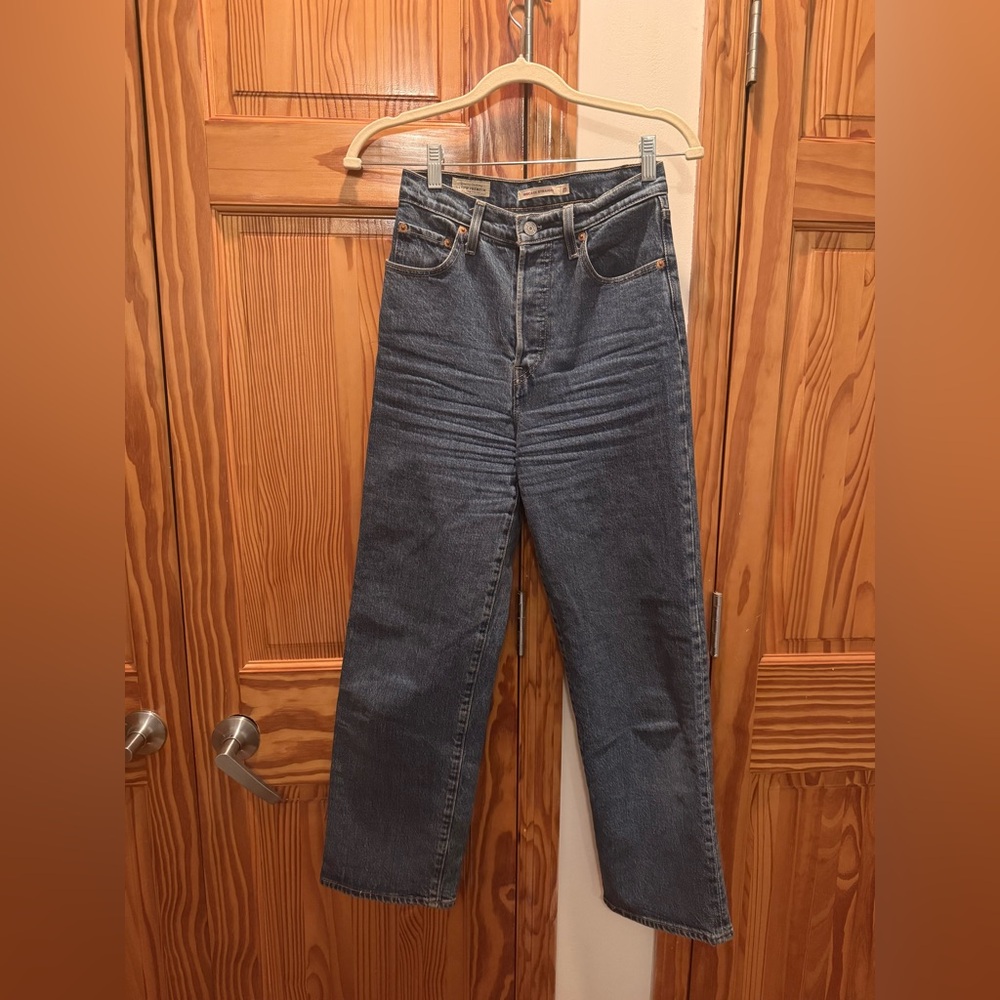 Levi's High Rise Ribcage Straight Dark Blue Jeans